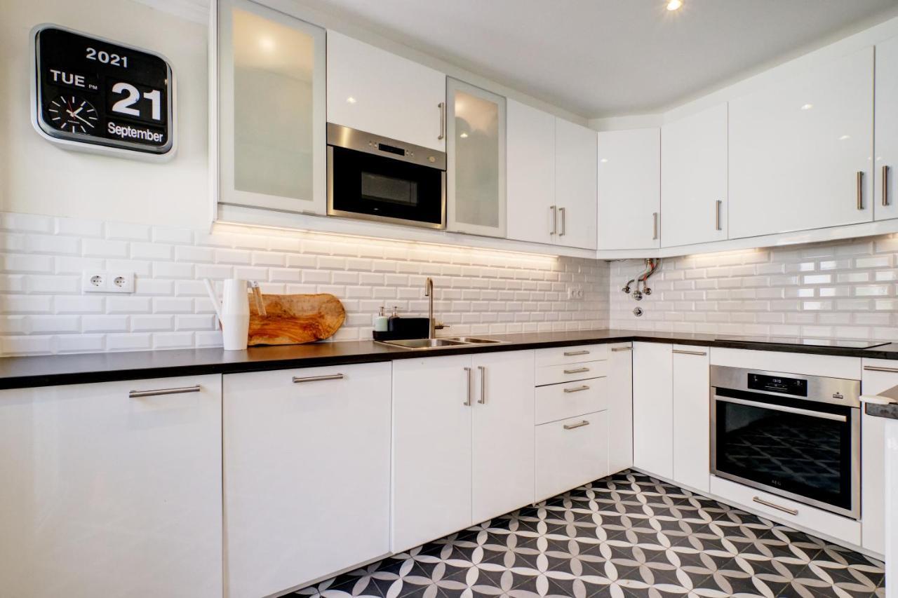 Comfortable Town House In Quiet Area By Lovelystay Lissabon Exterior foto