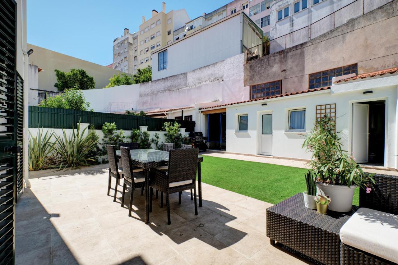 Comfortable Town House In Quiet Area By Lovelystay Lissabon Exterior foto