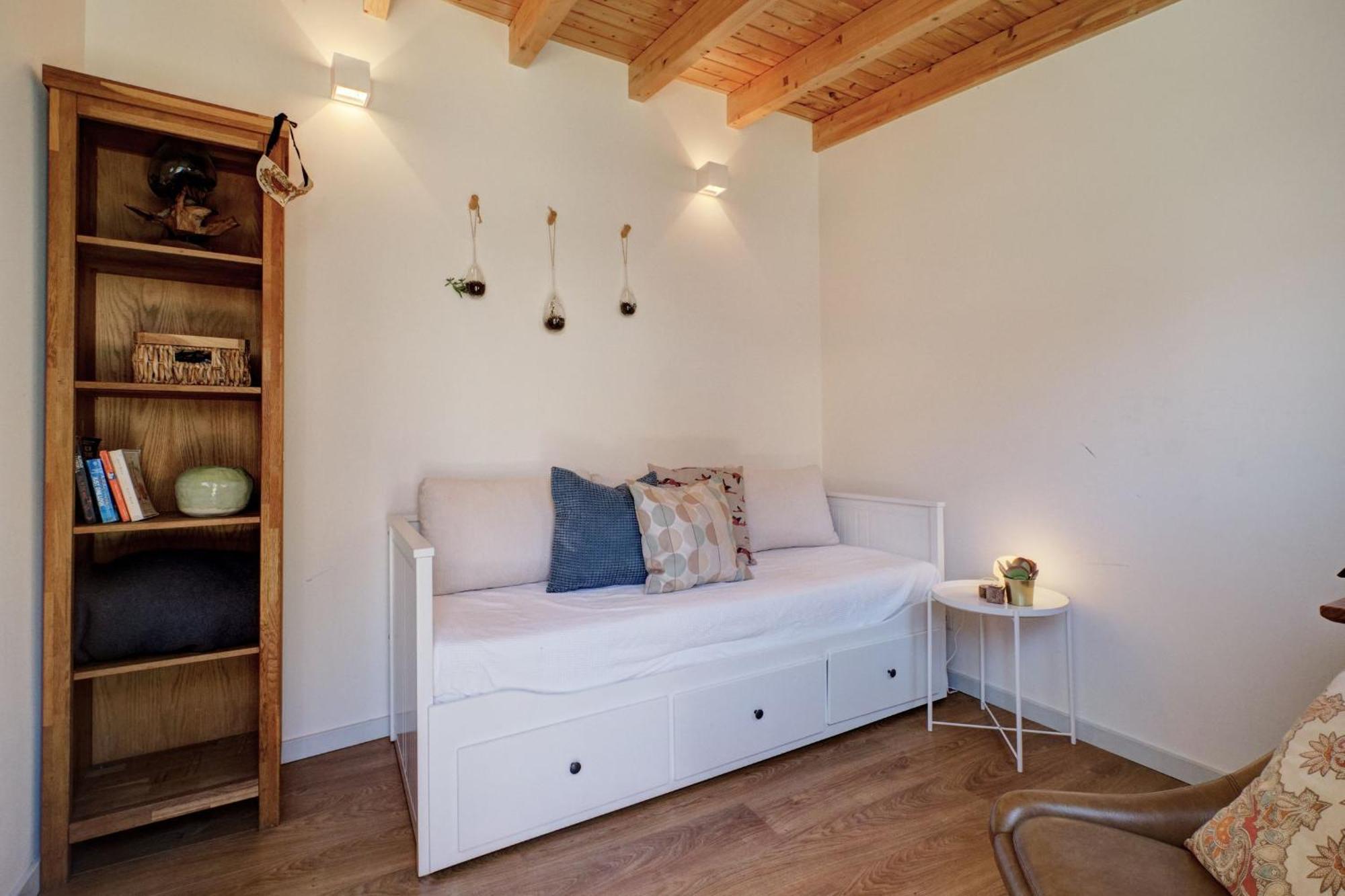 Comfortable Town House In Quiet Area By Lovelystay Lissabon Exterior foto